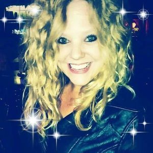 Meet your Posher, Janelle